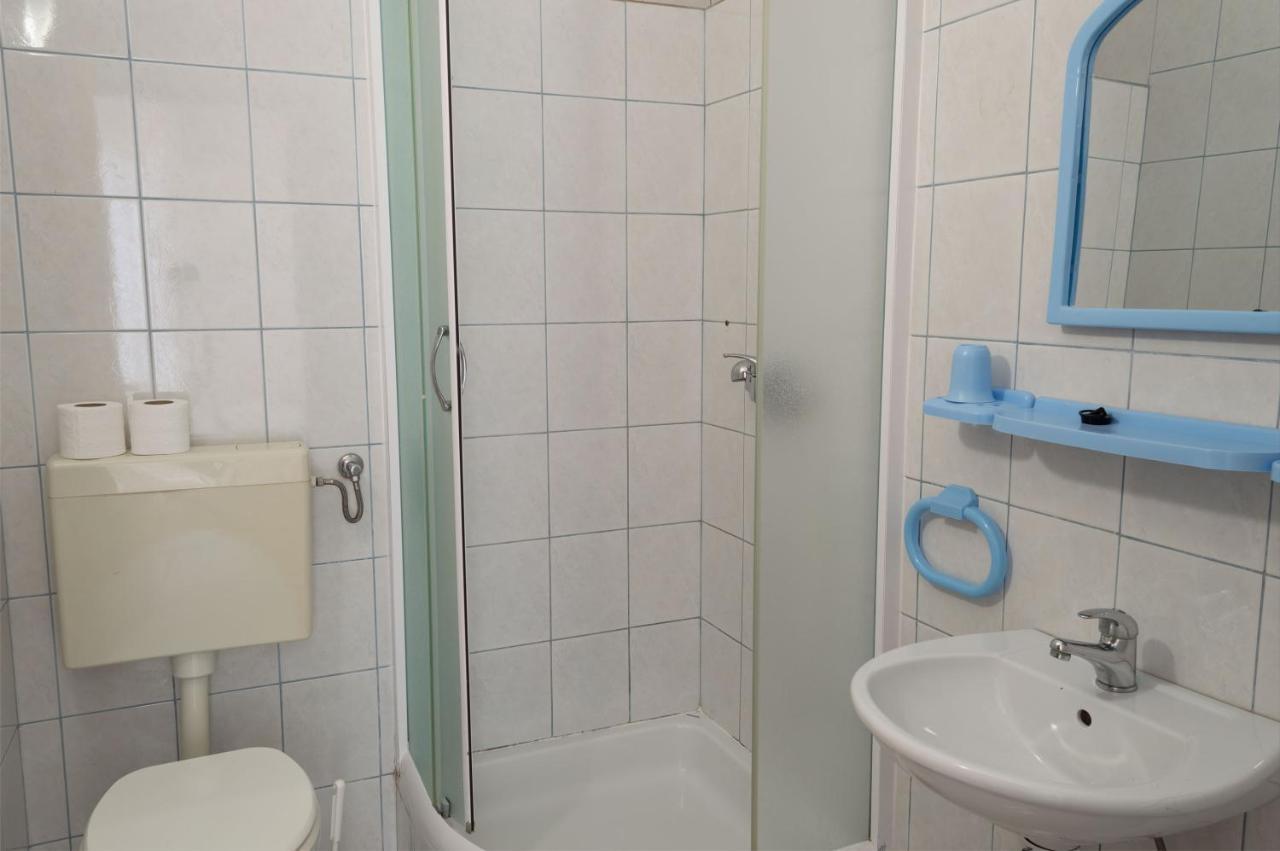 Apartments Ivica - Beachfront درفينيك المظهر الخارجي الصورة